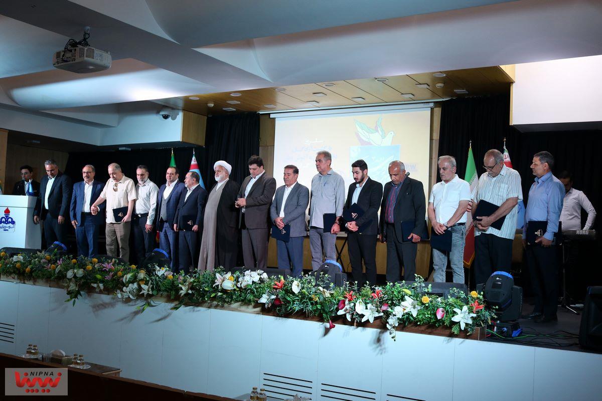 آیین تجلیل از ایثارگران و آزادگان شرکت ملی صنایع پتروشیمی برگزار شد 1